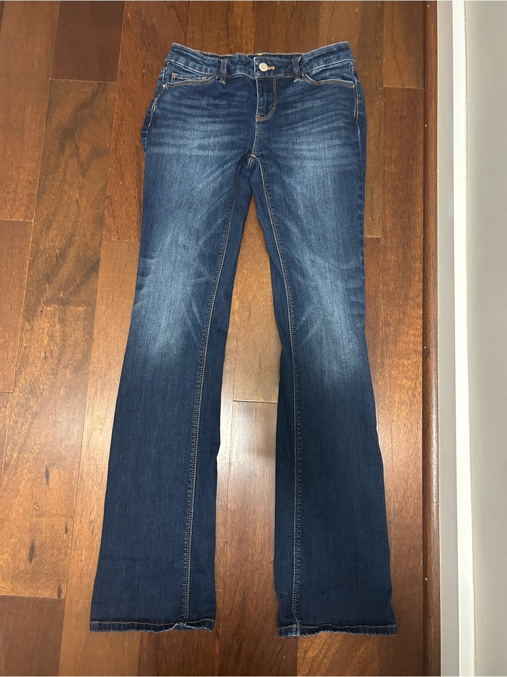 White House Black Market Women’s Sz 2 Blue Cotton Blend Slim Bootcut Jeans